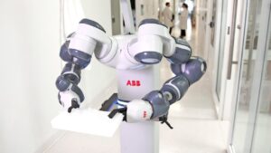 Navegación autónoma de robots en entornos complejos y dinámicos